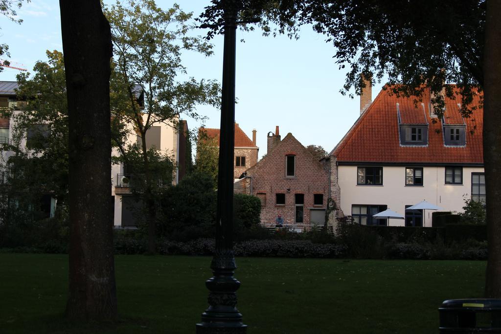 B&B Koetshuis Brügge Exterior foto